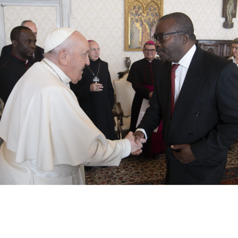 Le Pape François reçoit au Vatican les Artistes de la Diaconie de la Beauté